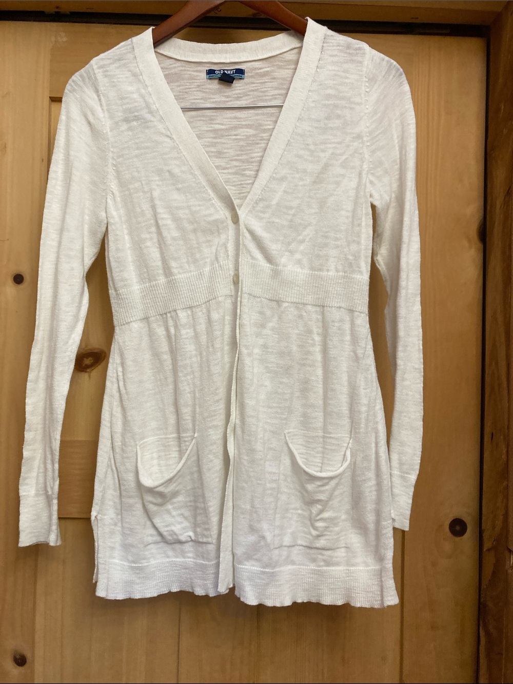Old Navy Maternity White V-Neck Lightweight Cardigan